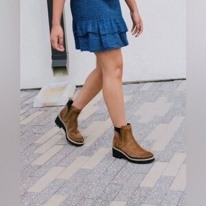 NWT NIB Dolce Vita Huey Studded Suede Boots Dark Brown Size 8.5